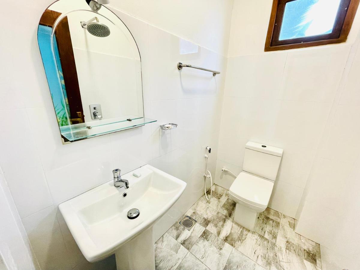 Arrow Beach Resort Bussa Extérieur photo