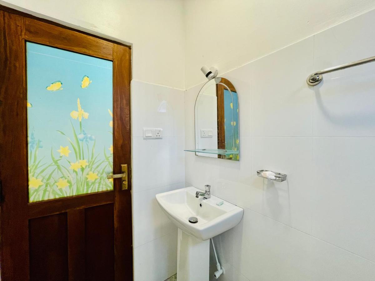 Arrow Beach Resort Bussa Extérieur photo