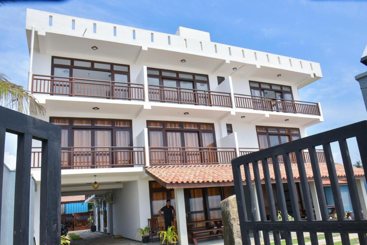 Arrow Beach Resort Bussa Extérieur photo